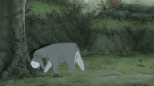 Бьется. Ослик ИА. Головой об стену gif. Лес мультик. Биться головой об стену.