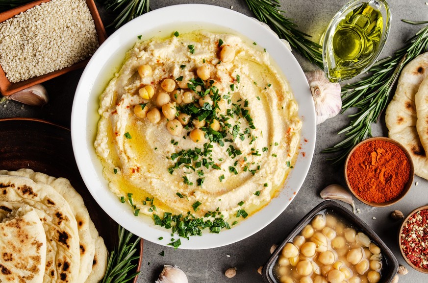 Am besten mit Fladenbrot essen: Hummus ist ein Klassiker der orientalischen Küche.