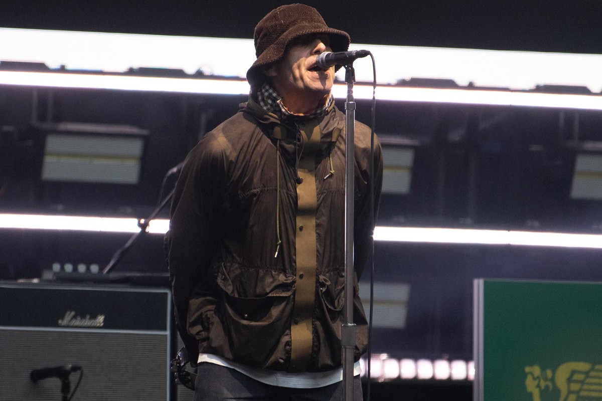 Oasis Perform at Wembley Stadium, London, UK Liam Gallagher of Oasis performs on their first show at Wembley Stadium, London, England, UK on Friday 25 July 2025., Credit:Justin Ng / Avalon UK, England ...