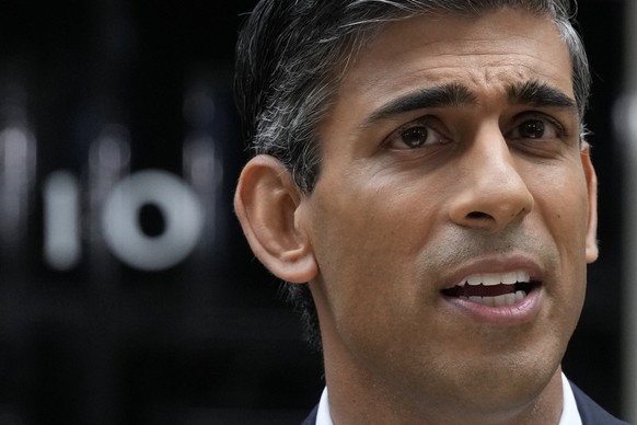 New British Prime Minister Rishi Sunak speaks at Downing Street in London, Tuesday, Oct. 25, 2022, after returning from Buckingham Palace where he was formally appointed to the post by Britain&#039;s  ...