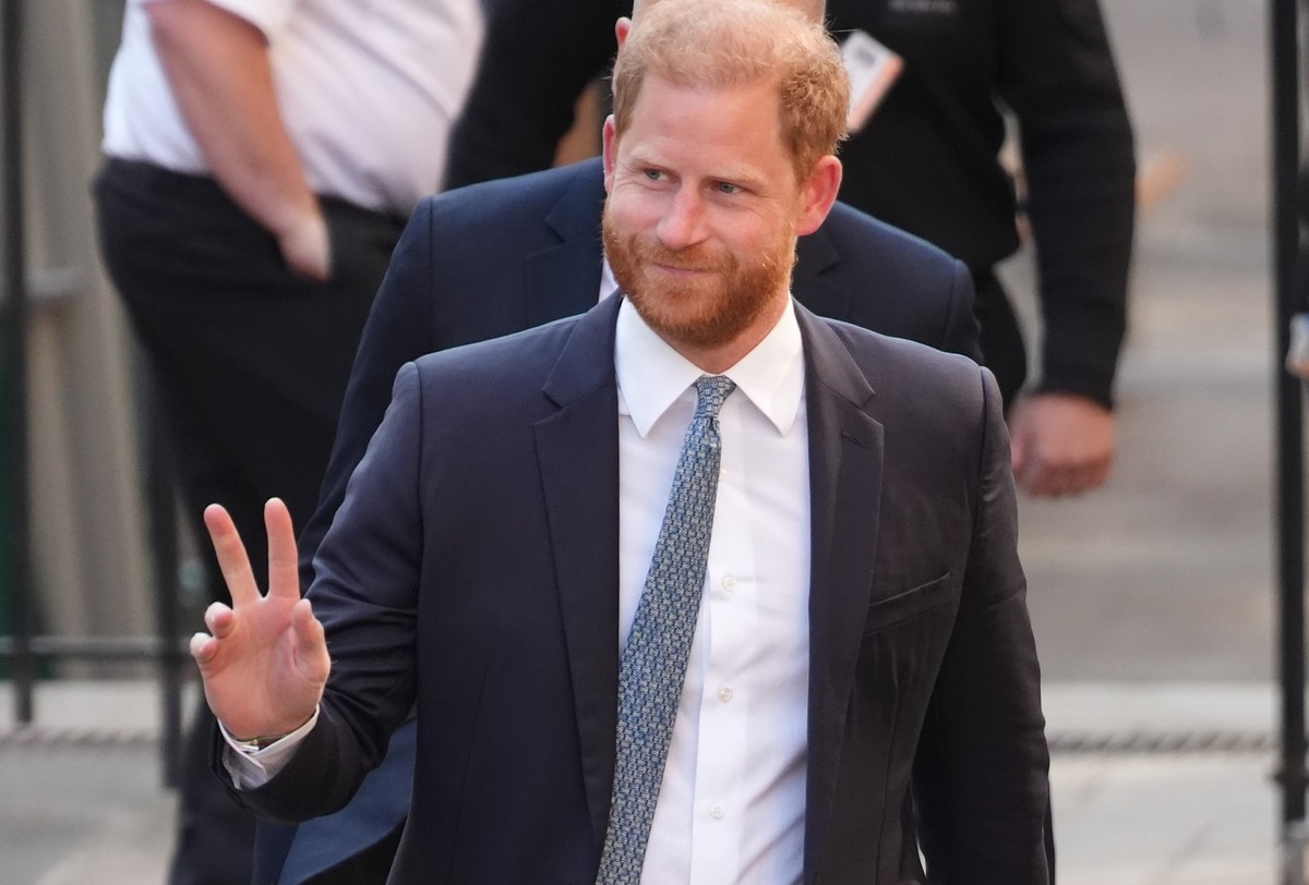 08.04.2025, Großbritannien, London: Prinz Harry, Herzog von Sussex, kommt am Royal Courts of Justice an. Prinz Harry ist persönlich zu einem Gerichtstermin in London erschienen. Im Kern geht es darum, ...