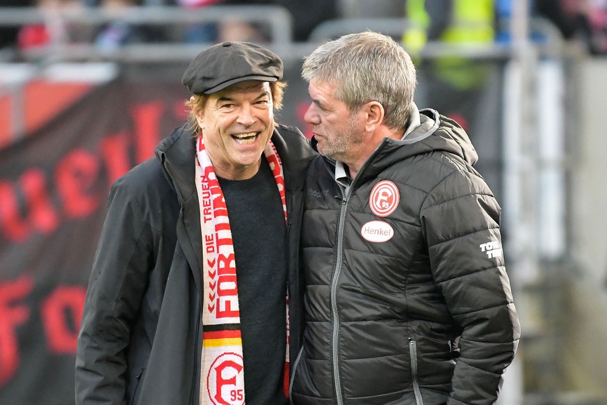 Fortunen unter sich: Düsseldorfs Trainer Friedhelm Funkel und Sänger Campino (l.).